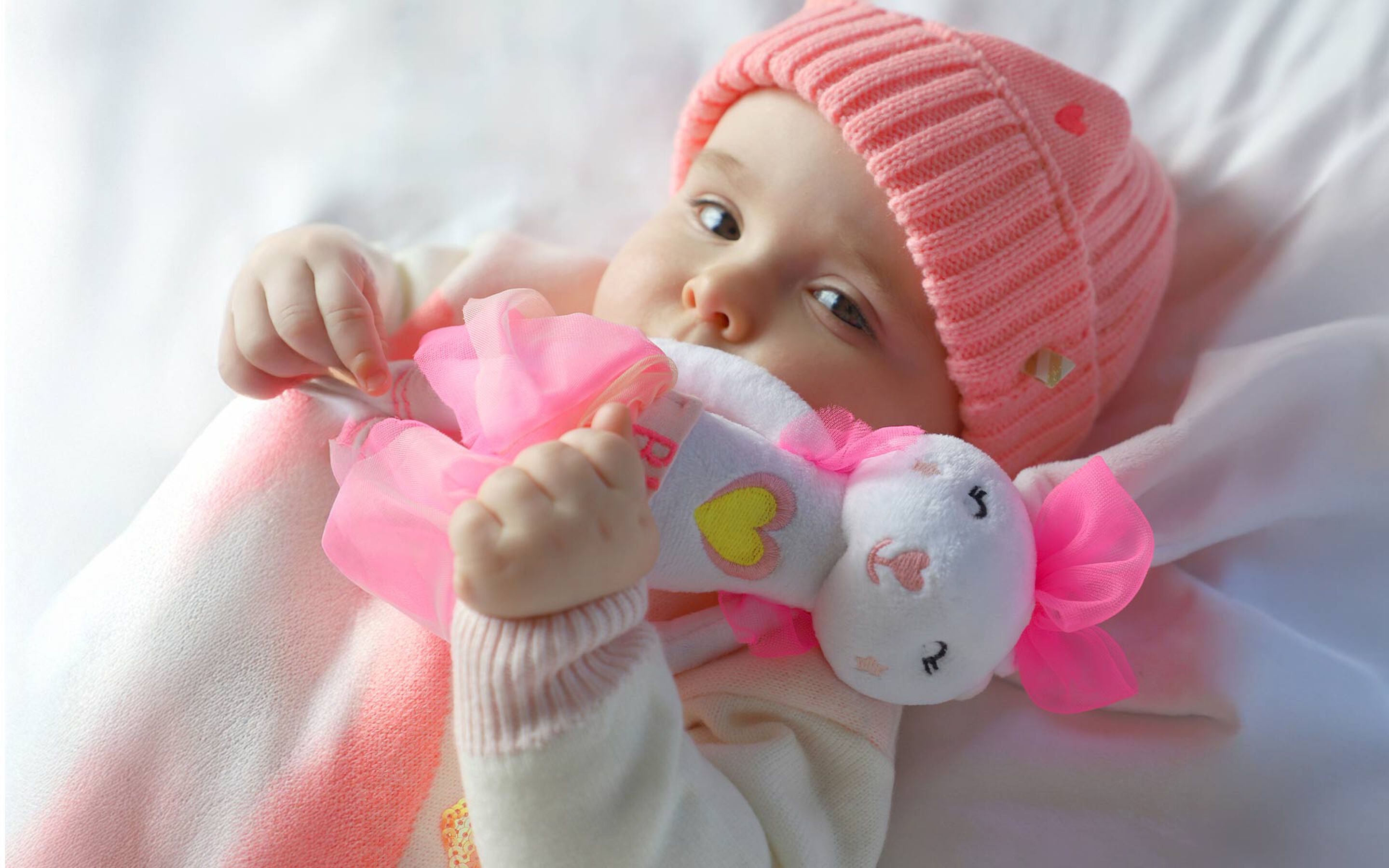 Ropa y accesorios para bebés en Kids around