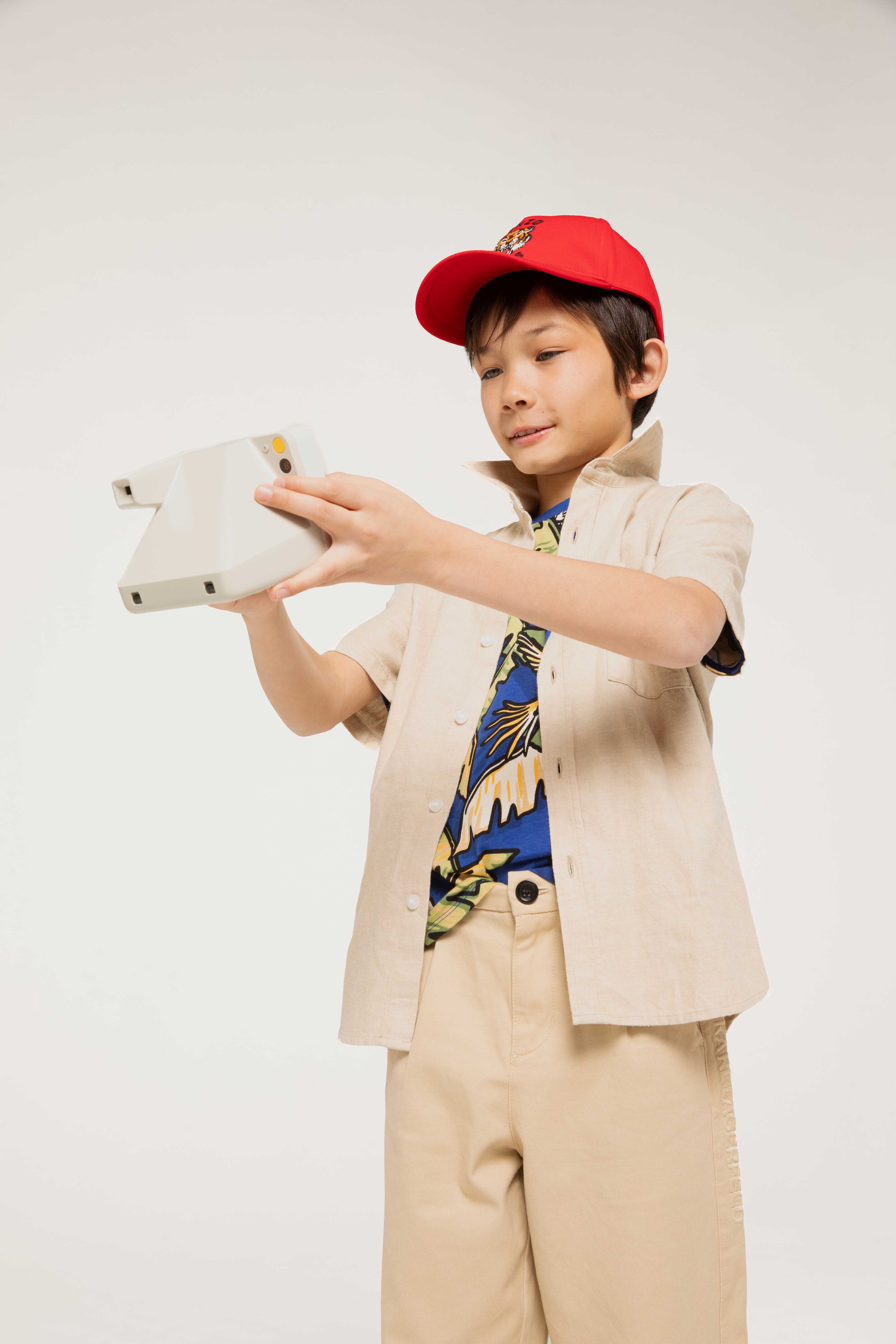 Look safari para niñas y niños – elegancia casual para el verano