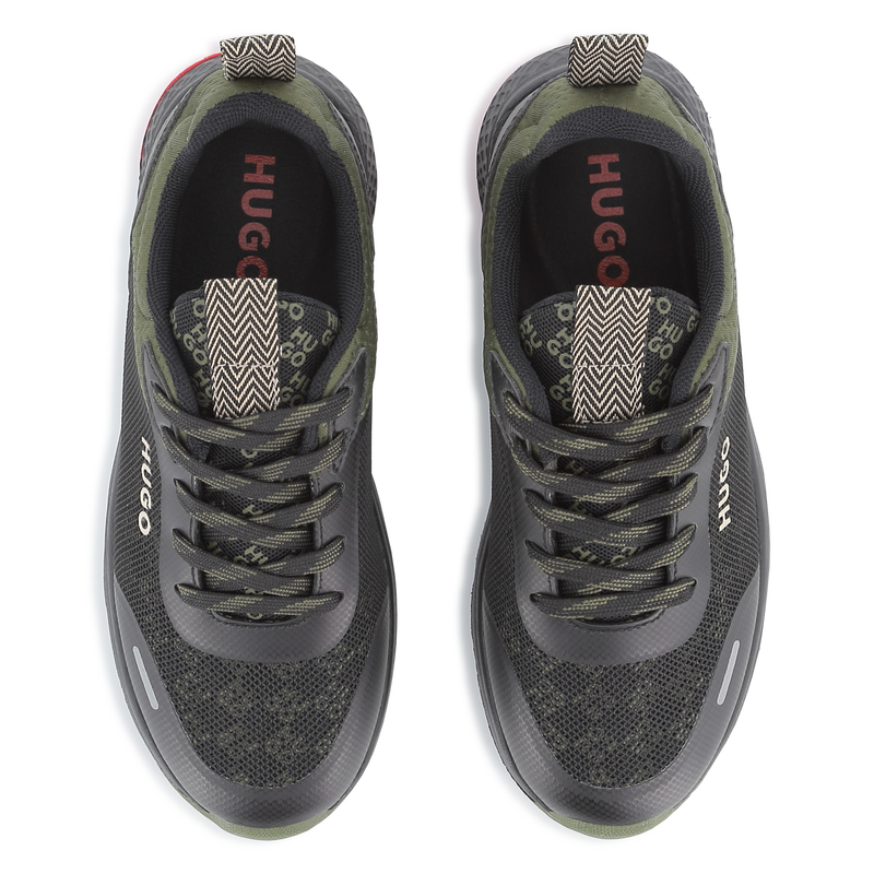 Zapatillas textiles HUGO 
                        NIÑO