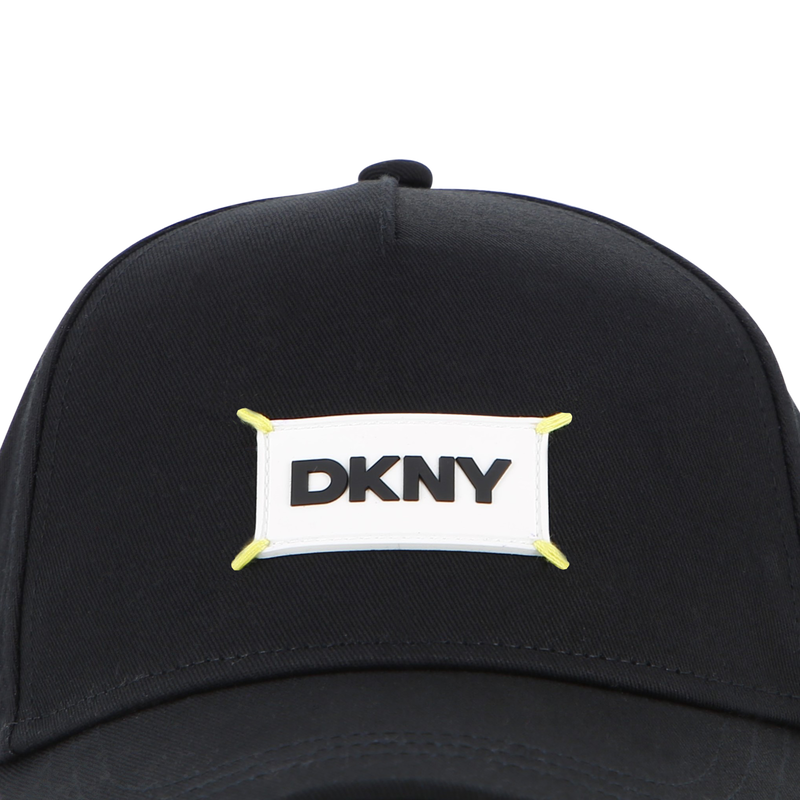 Gorra DKNY 
                        UNISEXO
