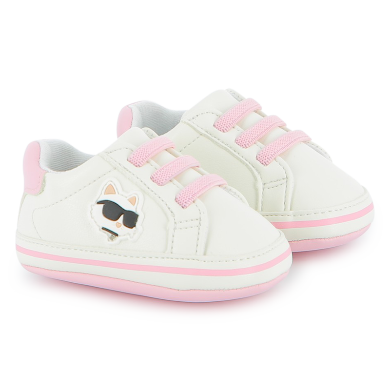 Zapatillas de cuero sint&eacute;tico KARL LAGERFELD KIDS 
                        NI&Ntilde;A