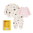 Conjunto de pantal&oacute;n, c&aacute;rdigan y camiseta MARC JACOBS 
                    UNISEXO