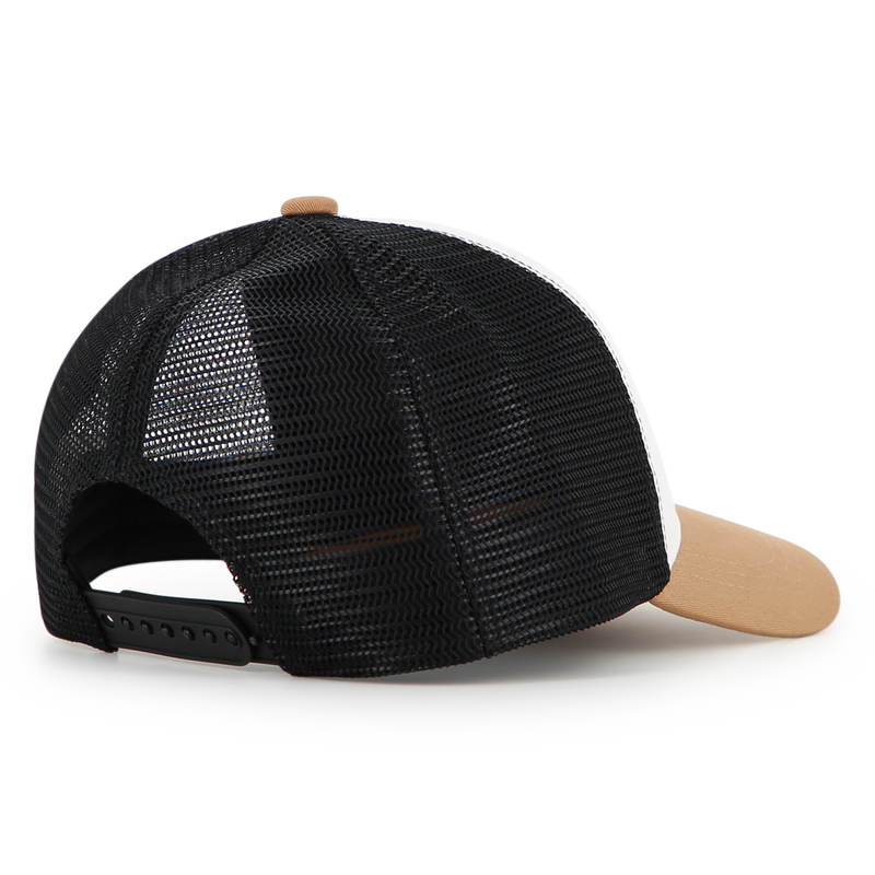 TAPA TRASERA ABIERTA BOSS 
                        NI&Ntilde;O