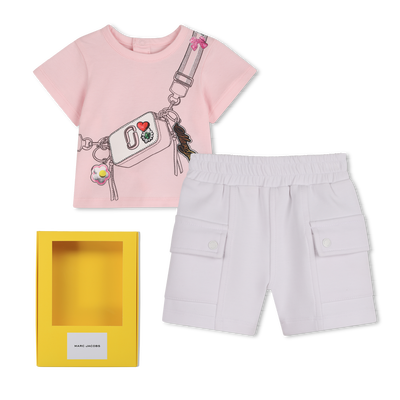 CONJUNTO DE CAMISETA Y PANTAL&Oacute;N CORTO MARC JACOBS UNISEXO