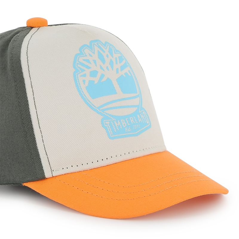 Gorra tricolor con velcro TIMBERLAND 
                        NI&Ntilde;O