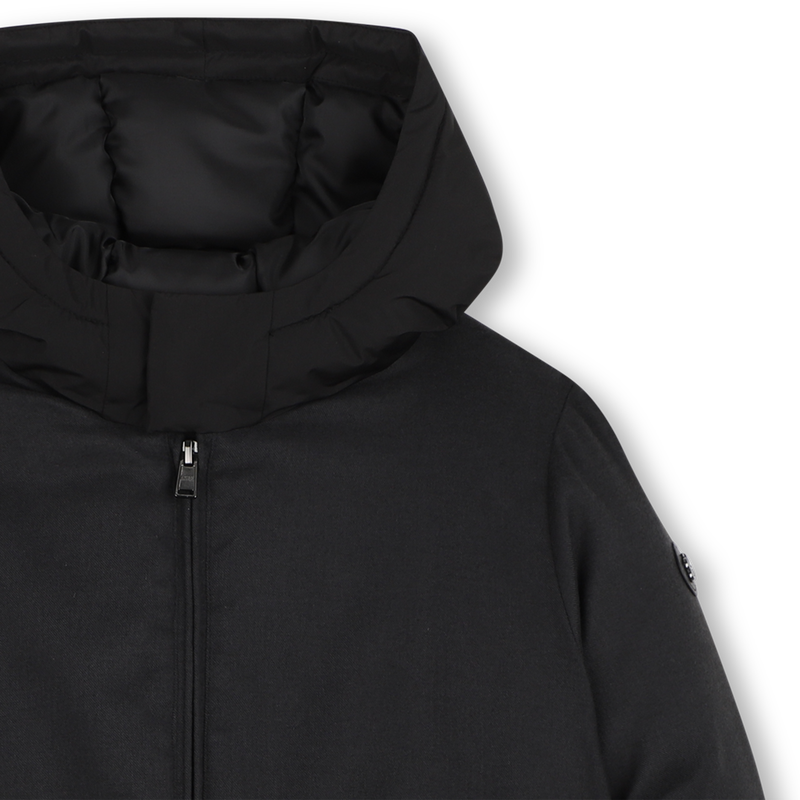 Chaqueta acolchada con capucha BOSS 
                        NI&Ntilde;O