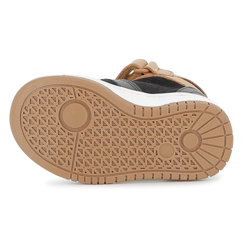 Zapatillas con cordones el&aacute;sticos BOSS 
                        NI&Ntilde;O