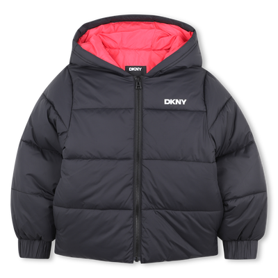 Plum&iacute;fero con capucha DKNY NI&Ntilde;A