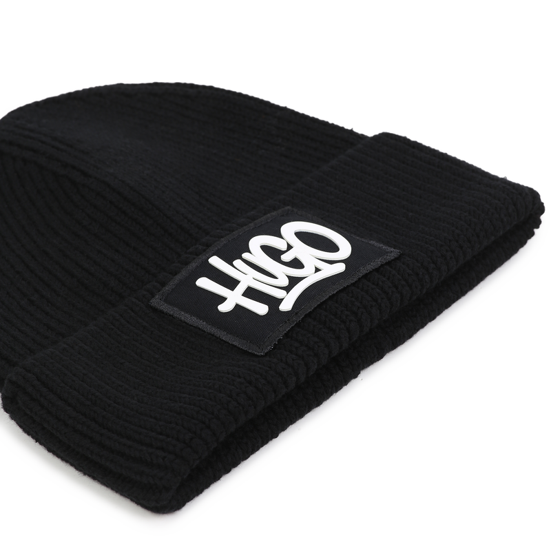 Gorro de punto HUGO 
                        UNISEXO
