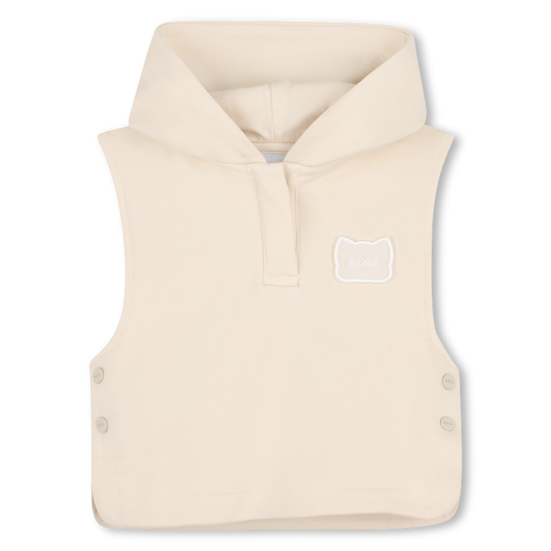 CONJUNTO CAMISETA + SUDADERA + PANTAL&Oacute;N CORTO BOSS 
                        NI&Ntilde;O