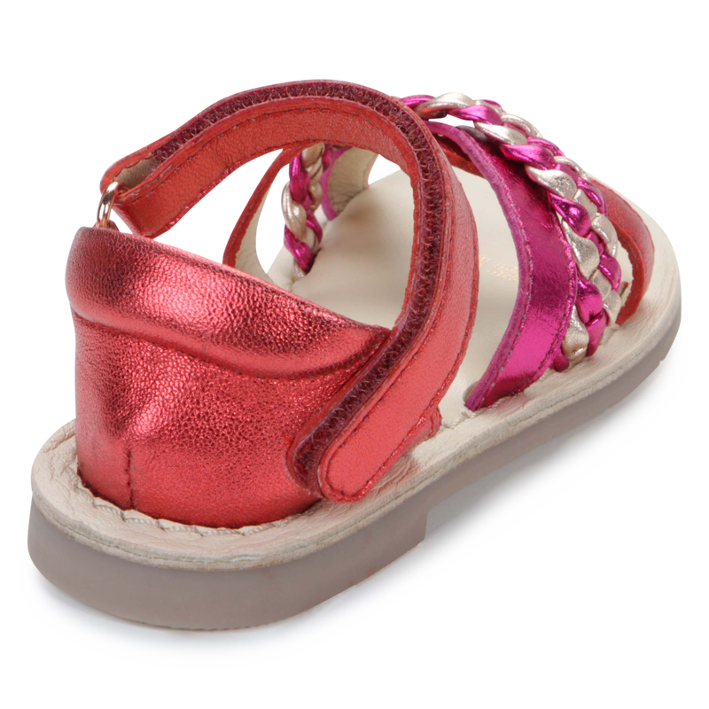 Sandalias de piel y velcro