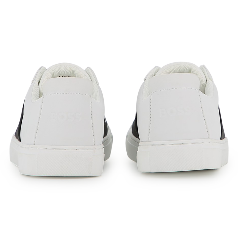 Zapatilla de imitaci&oacute;n BOSS 
                        NI&Ntilde;O