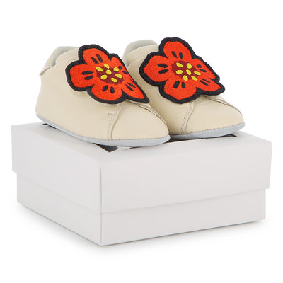 ZAPATILLAS DE PIEL DE OVEJA KENZO KIDS UNISEXO