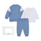 Conjunto de pantal&oacute;n, c&aacute;rdigan y camiseta BOSS 
                    NI&Ntilde;O