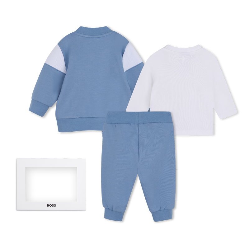 Conjunto de pantal&oacute;n, c&aacute;rdigan y camiseta BOSS 
                        NI&Ntilde;O
