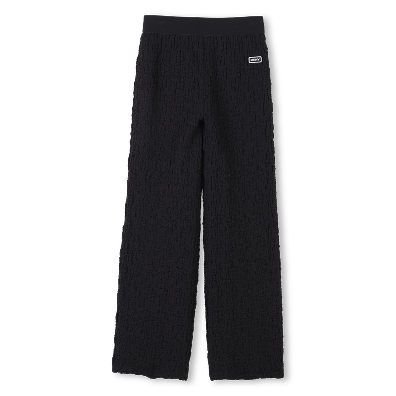 Pantal&oacute;n largo acabado gofrado DKNY 
                        NI&Ntilde;A