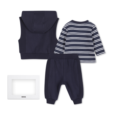 Conjunto de pantal&oacute;n, c&aacute;rdigan y camiseta BOSS NI&Ntilde;O