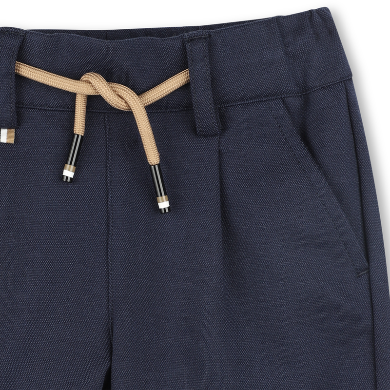 Pantal&oacute;n corto liso el&aacute;stico BOSS 
                        NI&Ntilde;O
