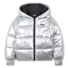Chaqueta acolchada con capucha plateada DKNY 
                    NI&Ntilde;A