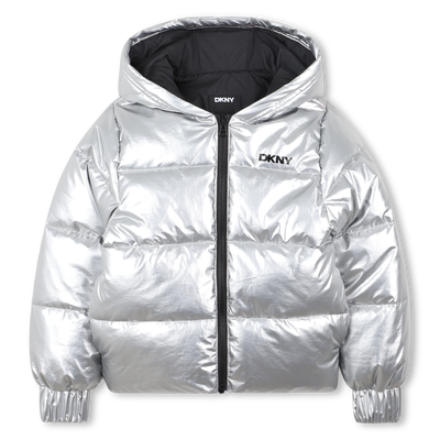 Chaqueta acolchada con capucha plateada DKNY NI&Ntilde;A
