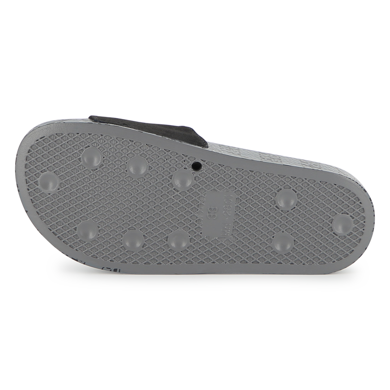 DIAPOSITIVAS FALSAS HUGO 
                        NI&Ntilde;O