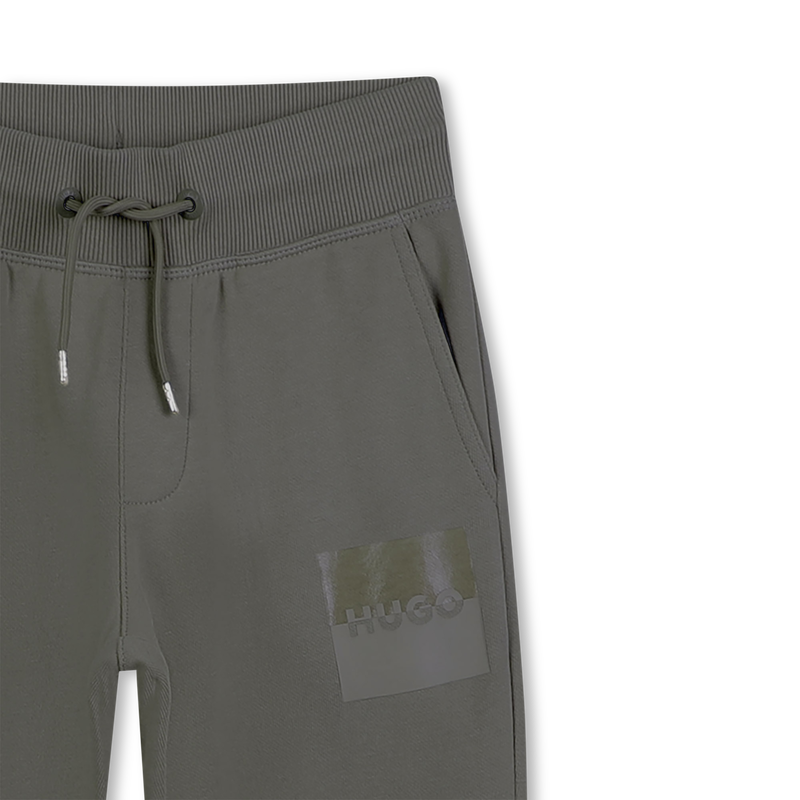 Mono HUGO 
                        NI&Ntilde;O