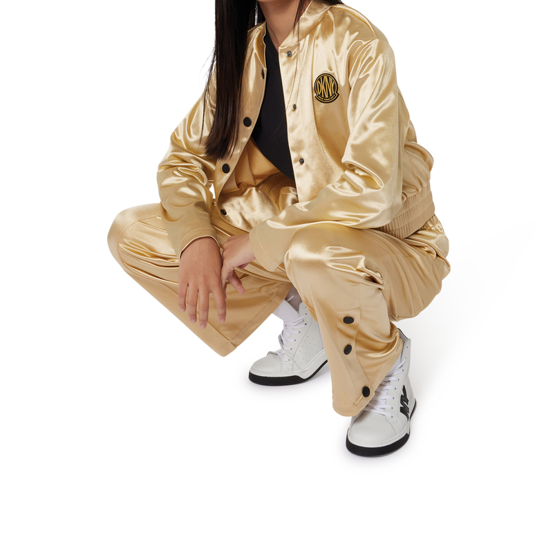 Pantal&oacute;n holgado iridiscente DKNY 
                        NI&Ntilde;A