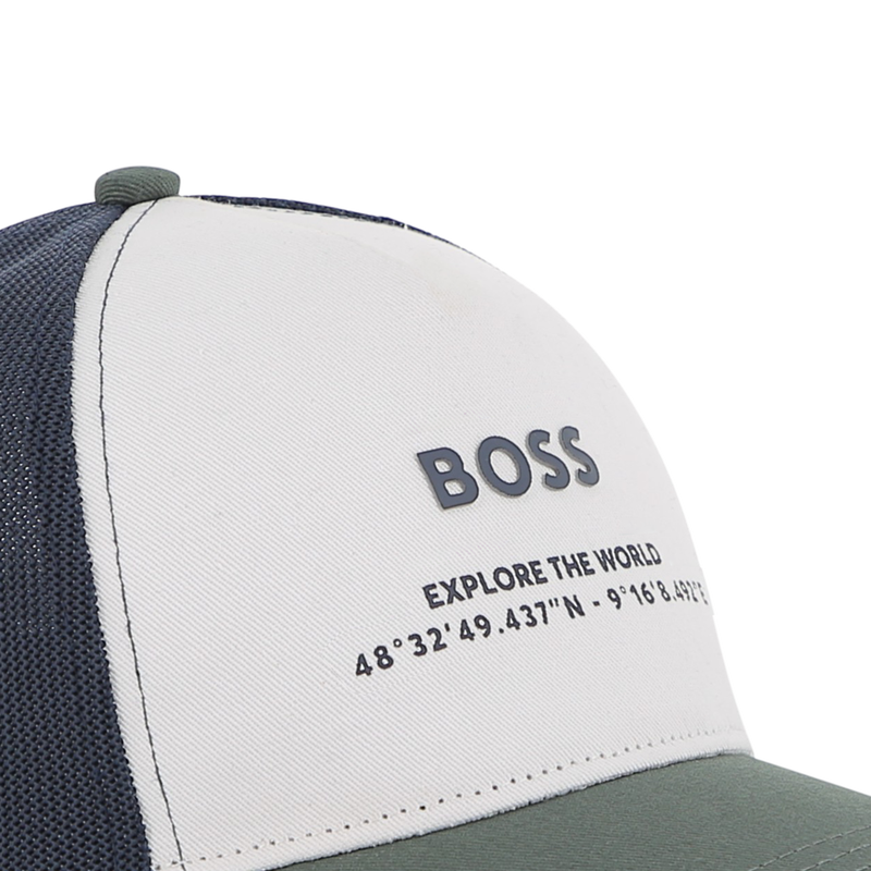 Gorra con cierre ajustable BOSS 
                        NI&Ntilde;O