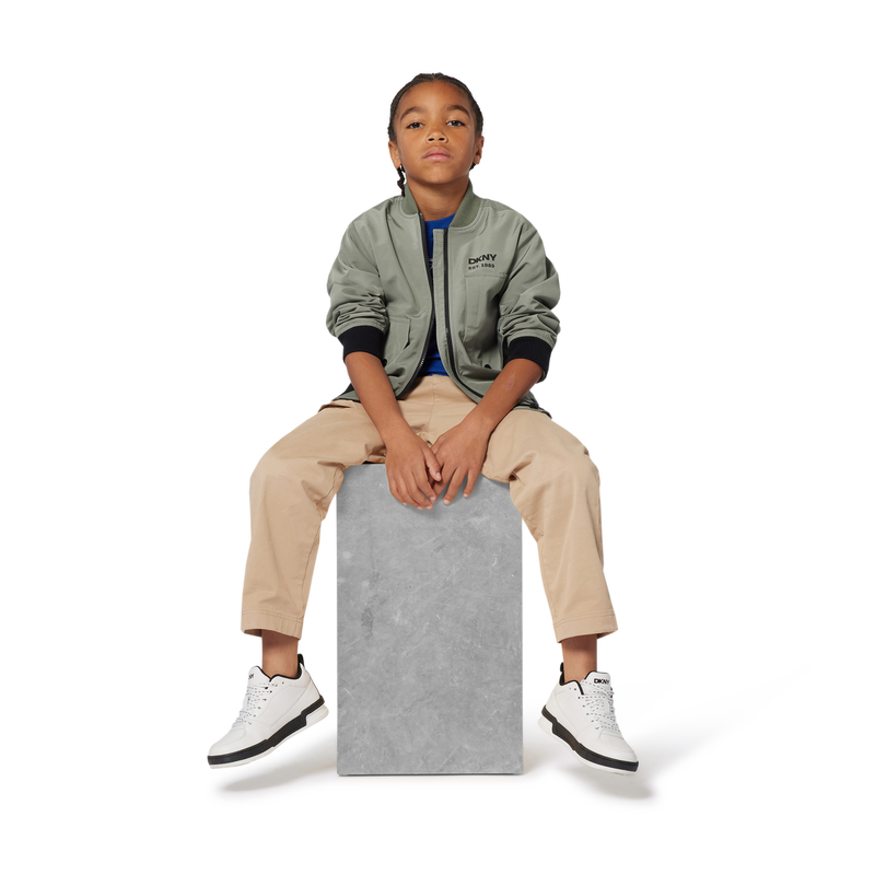 Pantal&oacute;n de sarga DKNY 
                        UNISEXO