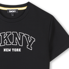 Camiseta de manga corta DKNY 
                    UNISEXO
