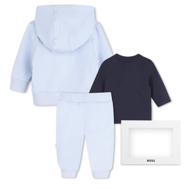 Conjunto de pantal&oacute;n, c&aacute;rdigan y camiseta BOSS 
                        NI&Ntilde;O
