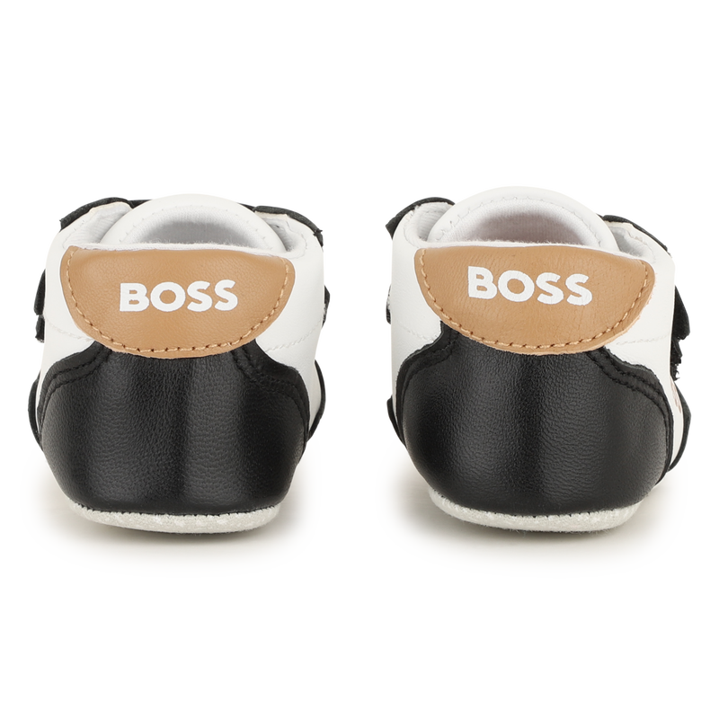 ZAPATILLAS DE PIEL DE OVEJA BOSS 
                        NI&Ntilde;O