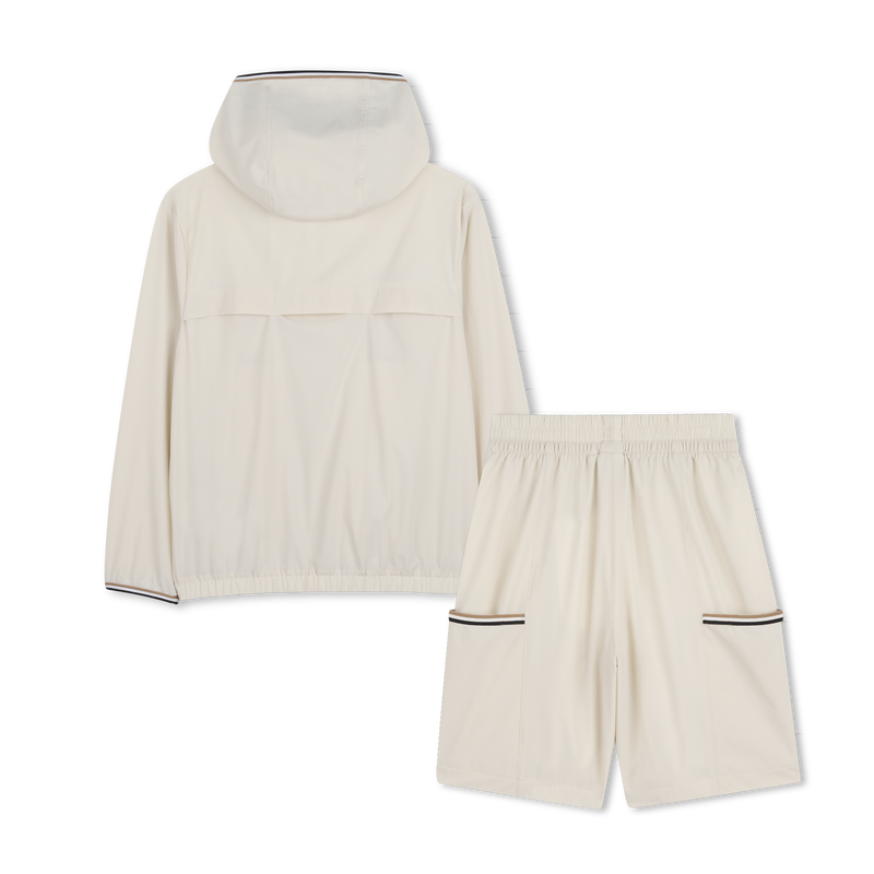 CONJUNTO CORTAVIENTOS + PANTAL&Oacute;N CORTO BOSS 
                        NI&Ntilde;O