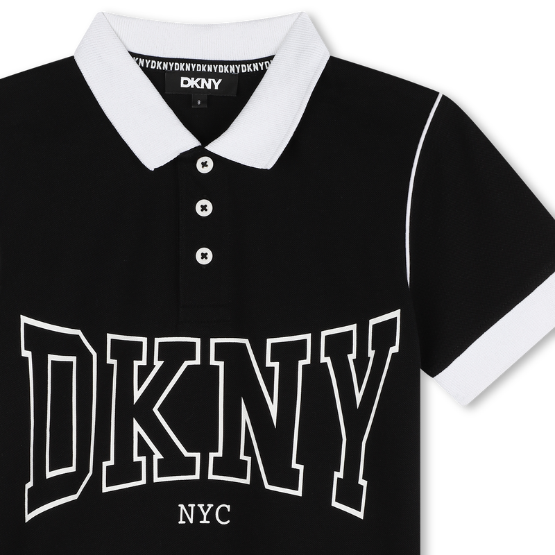 Polo bicolor con botones DKNY 
                        NI&Ntilde;O