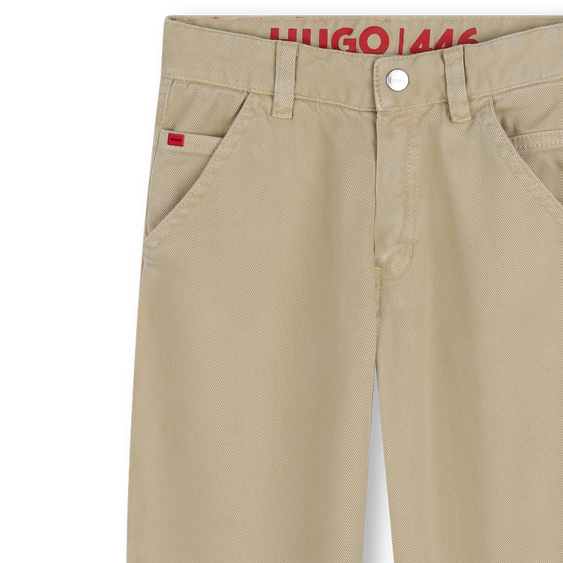 PANTAL&Oacute;N CON PESPUNTES HUGO 
                        NI&Ntilde;O