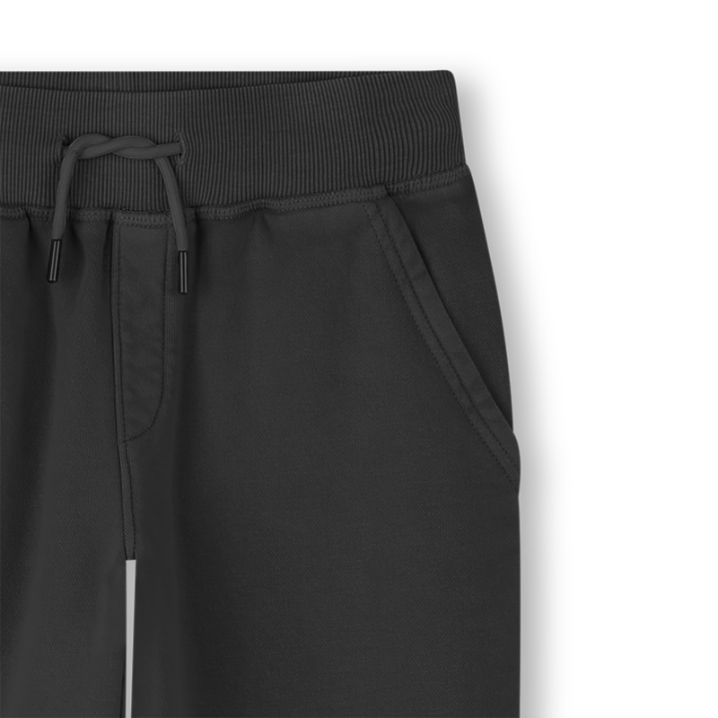 Mono HUGO 
                        NI&Ntilde;O