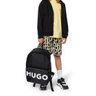 Mochila con logo HUGO 
                    NI&Ntilde;O