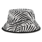Bob reversible KARL LAGERFELD KIDS 
                    NI&Ntilde;O