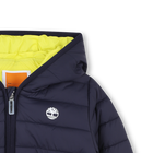 Plum&iacute;fero ligero con bolsillos con cremallera TIMBERLAND 
                    NI&Ntilde;O