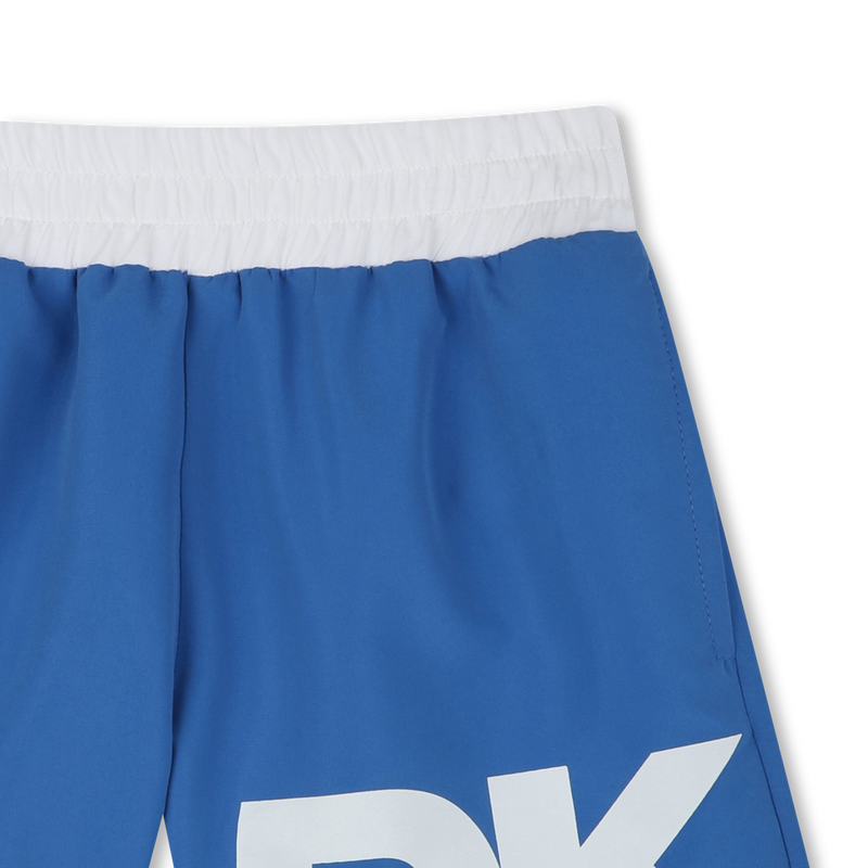 Ba&ntilde;ador con bolsillos DKNY 
                        NI&Ntilde;O