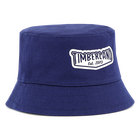 Gorro reversible con el logo TIMBERLAND 
                    NI&Ntilde;O
