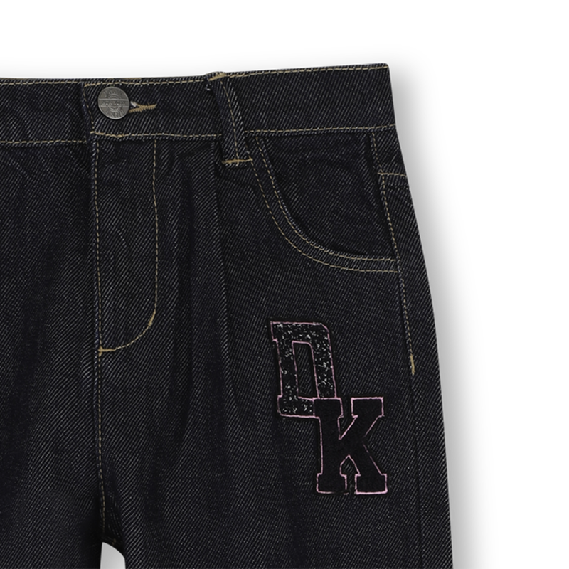 Pantal&oacute;n de denim DKNY 
                        NI&Ntilde;A