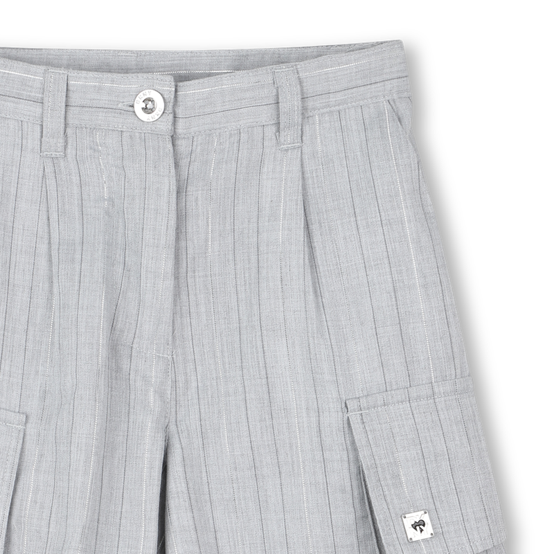 Pantal&oacute;n corto de rayas DKNY 
                        NI&Ntilde;A