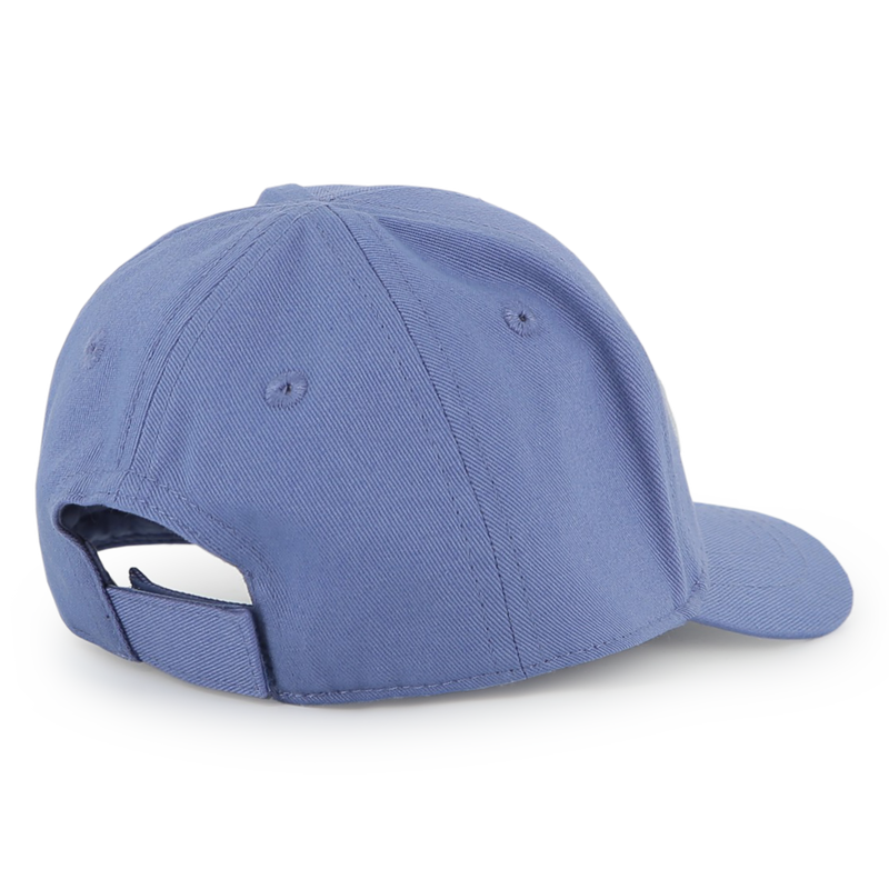 TAPA CON CIERRE DE VELCRO BOSS 
                        NI&Ntilde;O