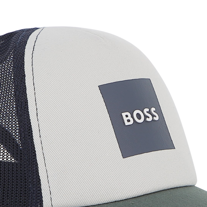 GORRA CON CIERRE AJUSTABLE BOSS 
                        NI&Ntilde;O