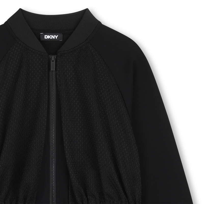 SUDADERA CON CAPUCHA CON CREMALLERA DKNY 
                        NI&Ntilde;A