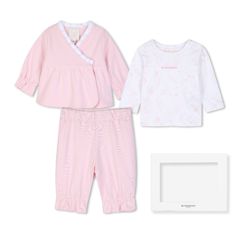 Conjunto de pantal&oacute;n, c&aacute;rdigan y camiseta GIVENCHY 
                        NI&Ntilde;A
