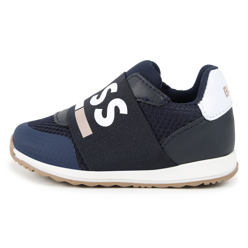 Zapatillas bimateria el&aacute;sticas BOSS 
                        NI&Ntilde;O