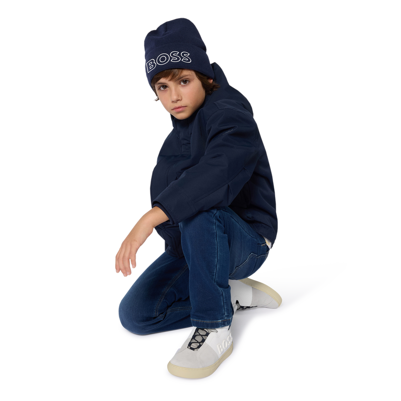 Gorro de punto con logo BOSS 
                        NI&Ntilde;O