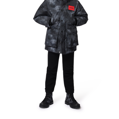 Parka con capucha y bolsillos HUGO NI&Ntilde;O
